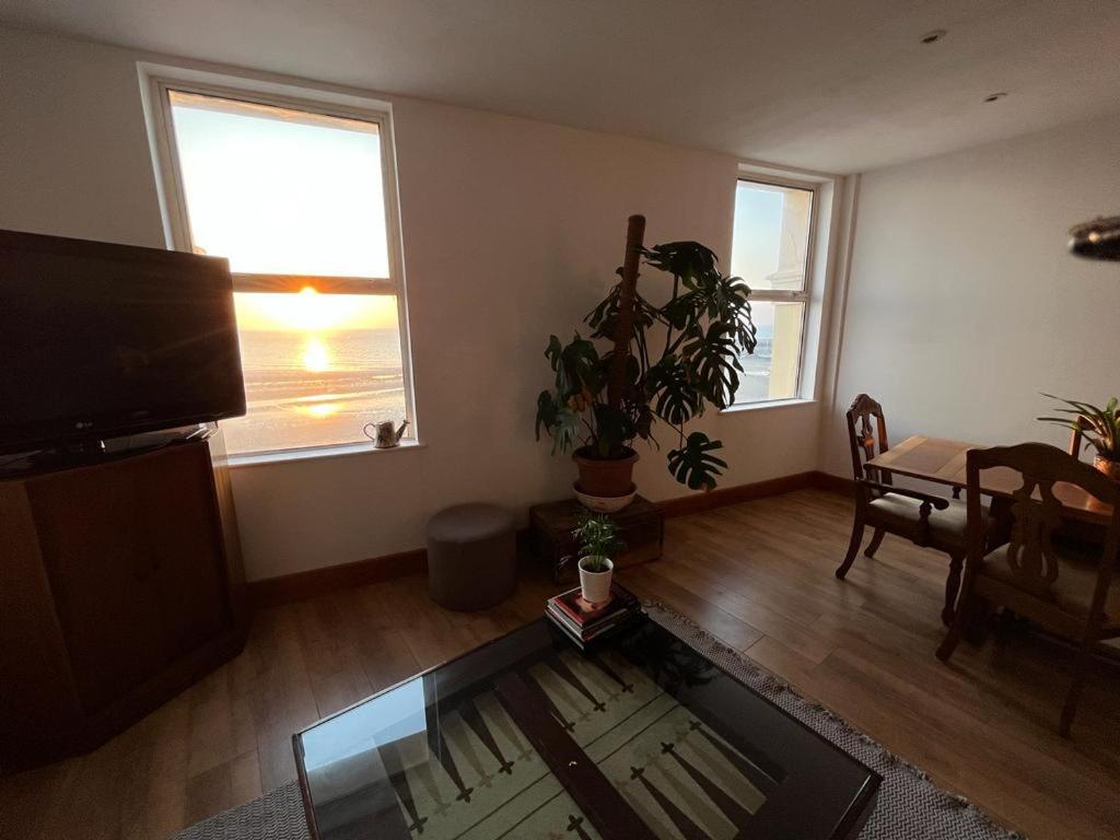 Margate Sea Front Apartment Екстериор снимка